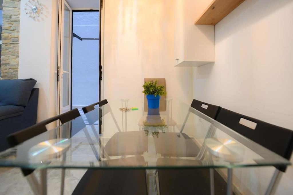 Ferienwohnung Encantador Apartamento Temporal Centrico Con Patio Privado Mpe51 Madrid Exterior foto