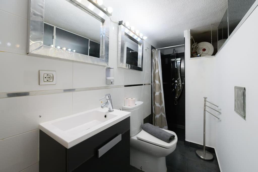 Ferienwohnung Encantador Apartamento Temporal Centrico Con Patio Privado Mpe51 Madrid Exterior foto