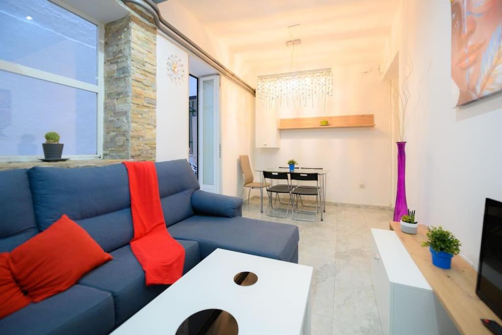 Ferienwohnung Encantador Apartamento Temporal Centrico Con Patio Privado Mpe51 Madrid Exterior foto