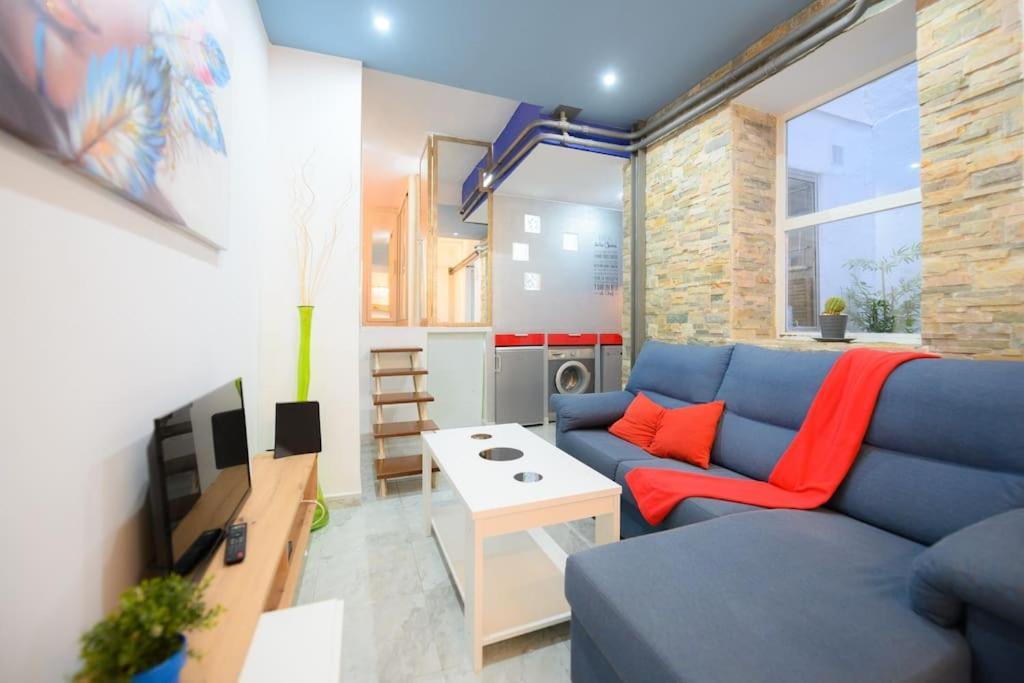 Ferienwohnung Encantador Apartamento Temporal Centrico Con Patio Privado Mpe51 Madrid Exterior foto